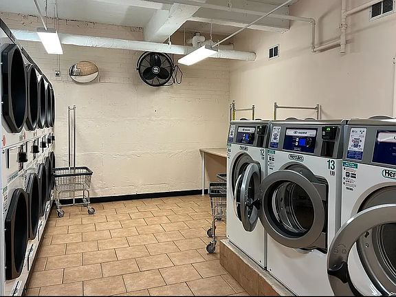 4th image of 83-30 Saint James Ave #5