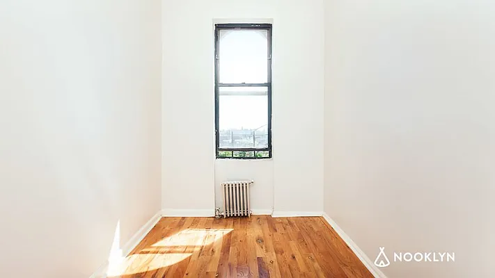 Rented by Nooklyn NYC LLC | media 12