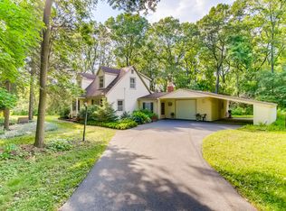 1114 Timber Trails Rd, Downers Grove, IL