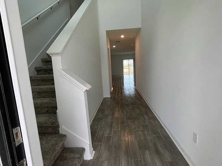 1308 Sand Trap Ct — Photo 3