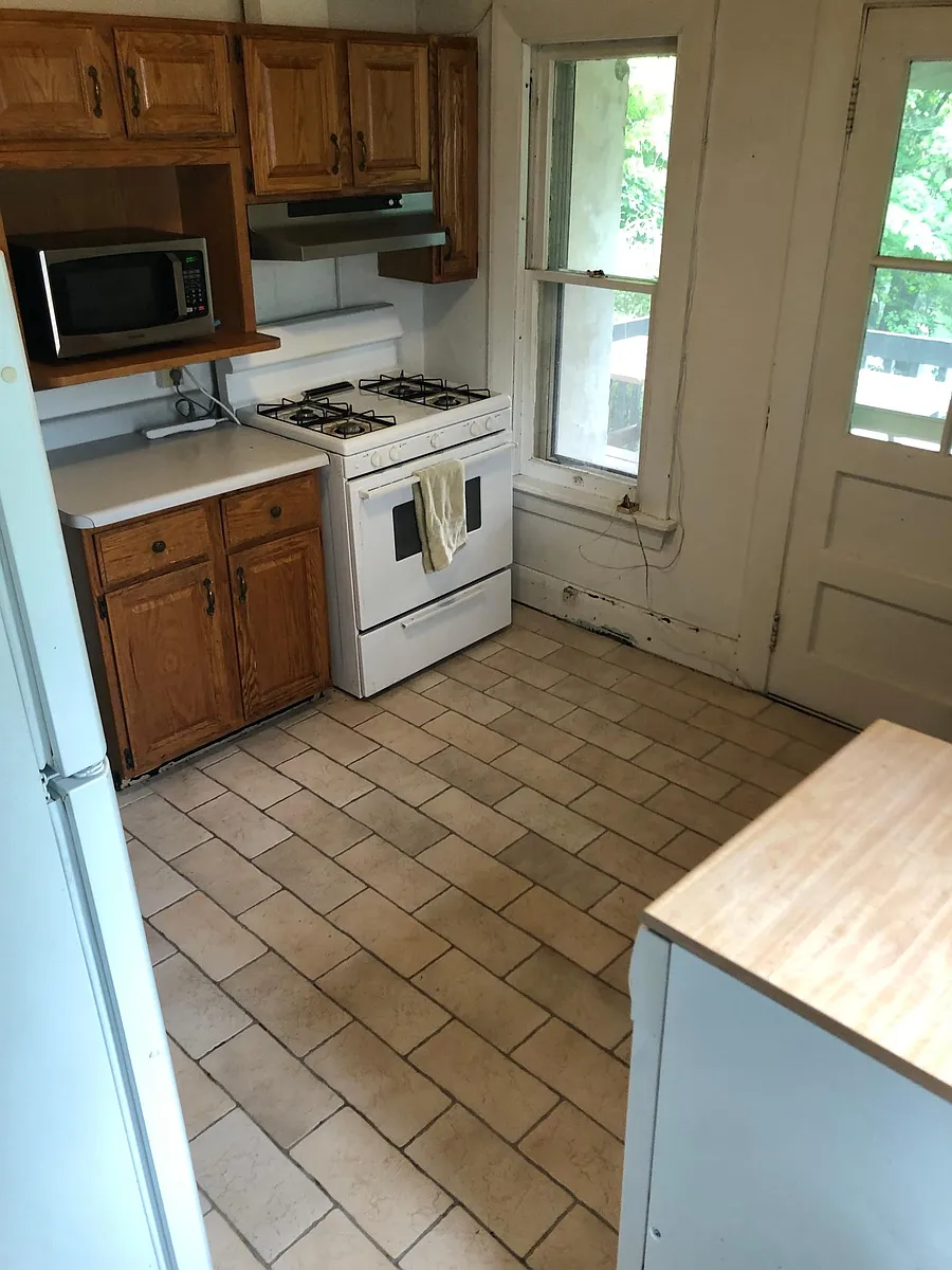 Building Photo - 118 Schuyler Pl