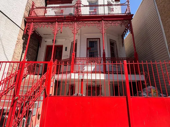 2360 Lorillard Pl, Bronx, NY 10458