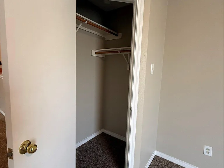 203 Marvin Cv — Photo 25