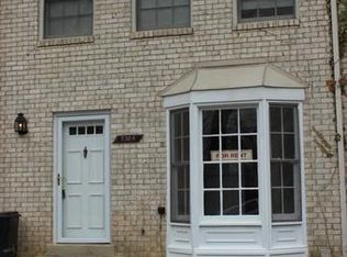 6304 Draco St, Burke, VA 22015