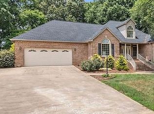 106 Wyoming Ave, Warwick, RI 02888