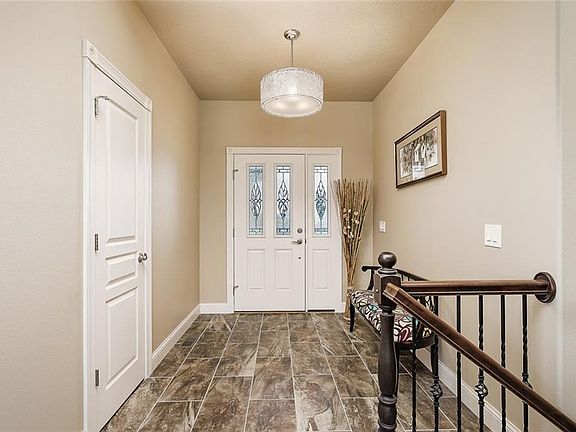 5th image of 6845 Trailake Dr