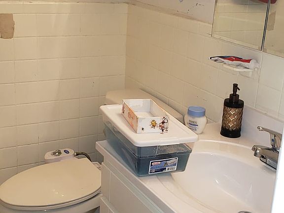 5th image of 84-45 Daniels St Floor 3