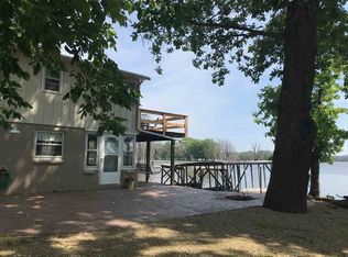 589 Cottage Rd, Harpers Ferry, IA 52146