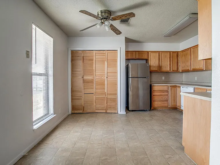 6530 Fall Creek Hwy — Photo 10