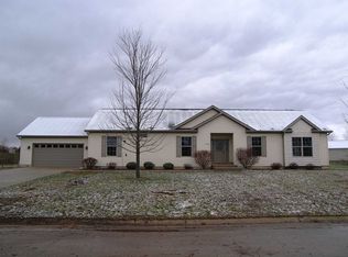 4243 N Lighthouse Dr, Warsaw, IN 46582