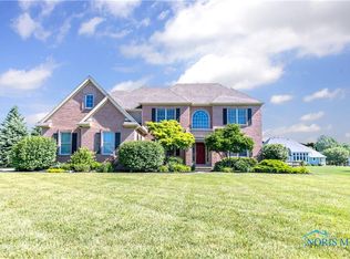 7536 Nordic Way Dr, Maumee, OH 43537