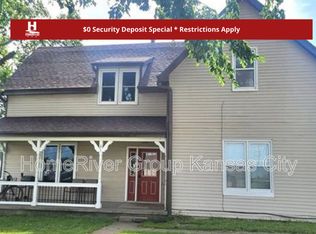 202 S Camden St #3, Richmond, MO 64085