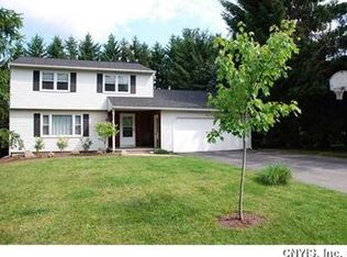 33 Elm Hill Way, Camillus, NY 13031