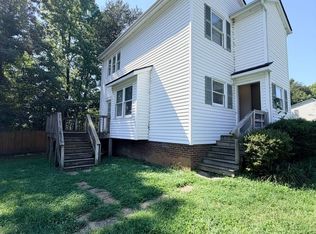 2422 Moran St, Burlington, NC 27215