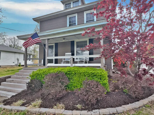 1010 Wood St, Fulton, MO 65251