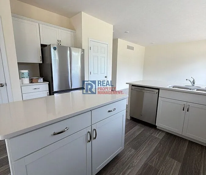 3072 Simpson Ct — Photo 12