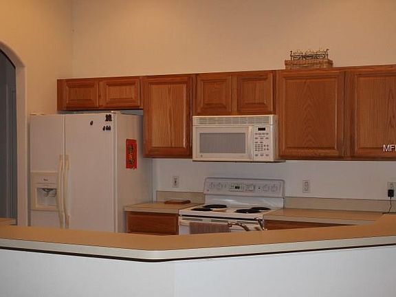 5th image of 8503 Parrots Landing Dr