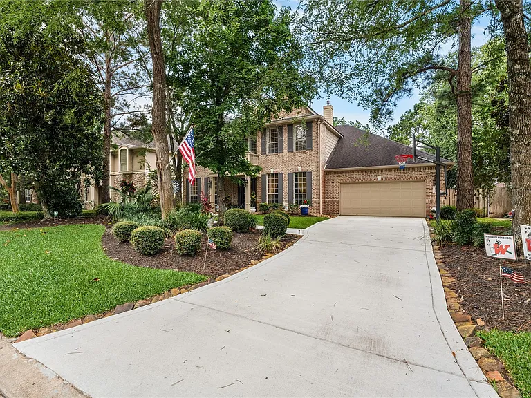 131 E Beckonvale Cir — Photo 20