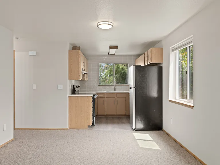 3036 4th Ave W #3 — Photo 3