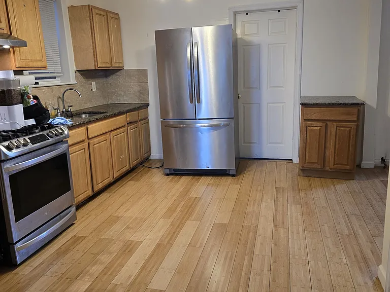 124 Hague St #1 — Photo 6