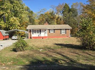 2519 New Hall Rd, Greenbrier, TN 37073