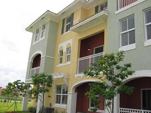 1st image of 11201 NW 83rd St APT 207