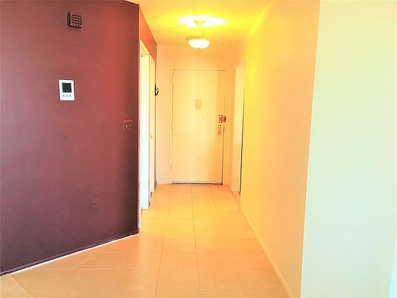 2nd image of 1631 Harmon Cove Tower #1631