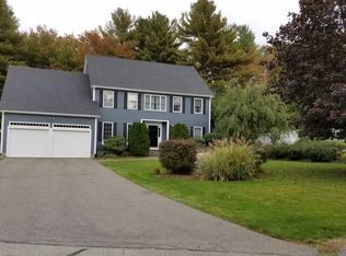 23 Tubwreck Dr, Medfield, MA 02052