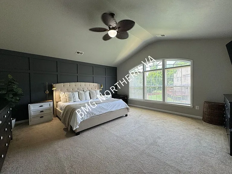 8930 Kingbird Ct — Photo 19