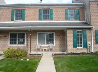 1158 Valley Stream Dr, Perkiomenville, PA 18074