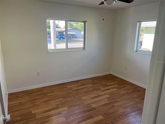 5th image of 10934 Freedom Blvd