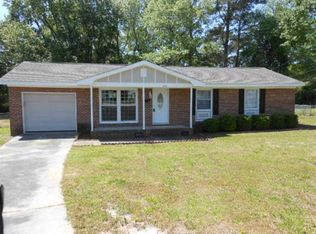 205 Noble Ct, Jacksonville, NC 28546