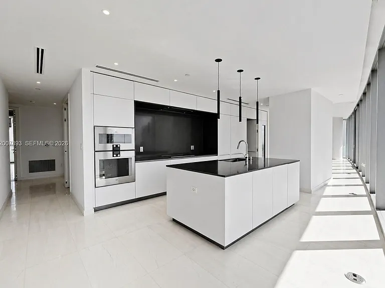 300 Biscayne Boulevard Way #4201E — Photo 9