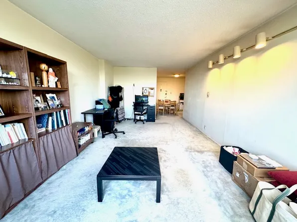 118-17 Union Turnpike image 3 of 26