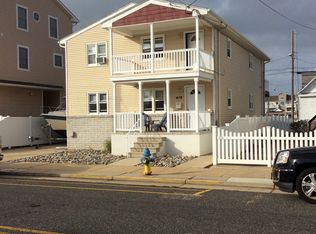419 W Burk Ave, Wildwood, NJ 08260