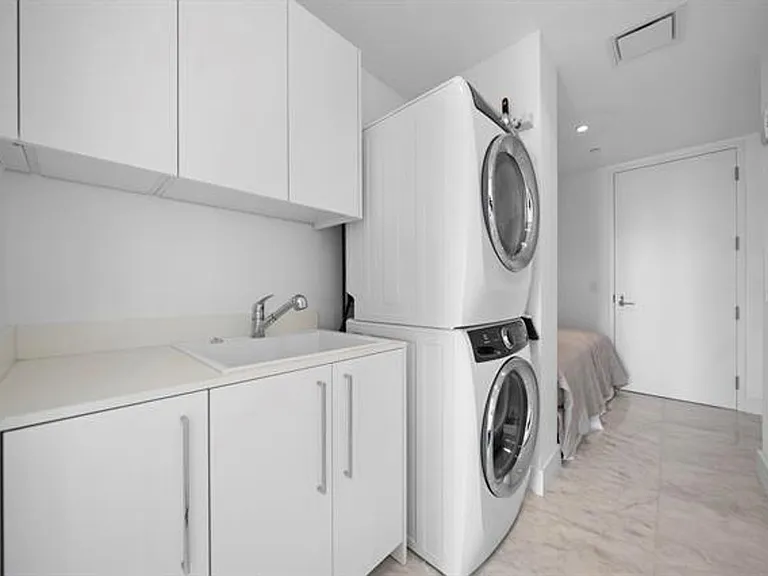 15701 Collins Ave #3901 — Photo 32