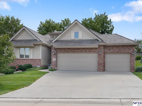 15429 Stevens Plz, Omaha, NE 68137