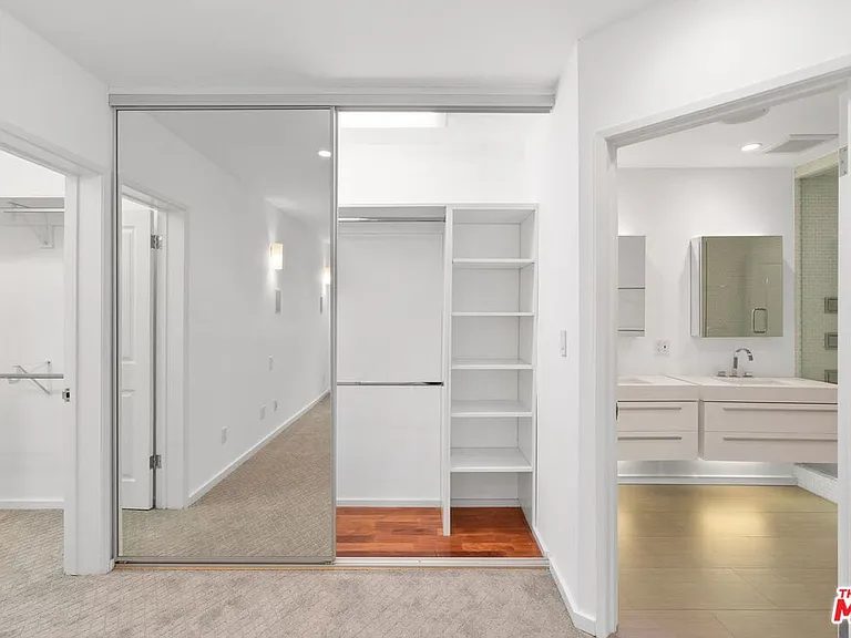 10645 Wilshire Blvd #101 — Photo 23