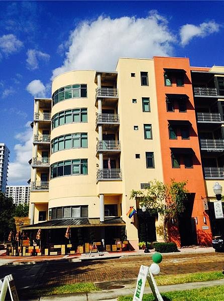 1st image of 10 N Summerlin Ave Unit 31