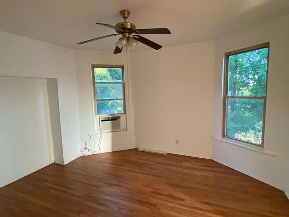 5th image of 7227 S University Ave Unit 2