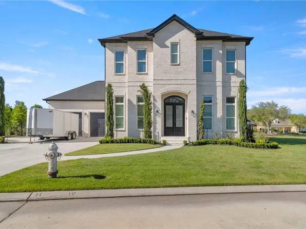 137 Pine Valley Dr, New Orleans, LA 70131