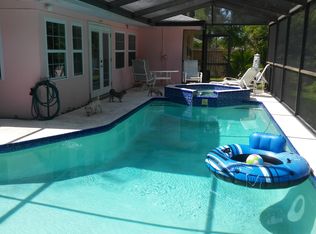 1585 15th Ct W, Largo, FL 33770