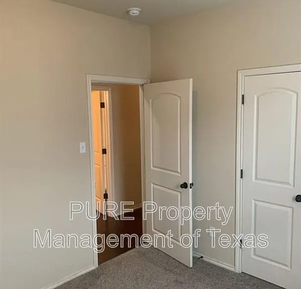 1144 Brendon Lee Ln — Photo 16
