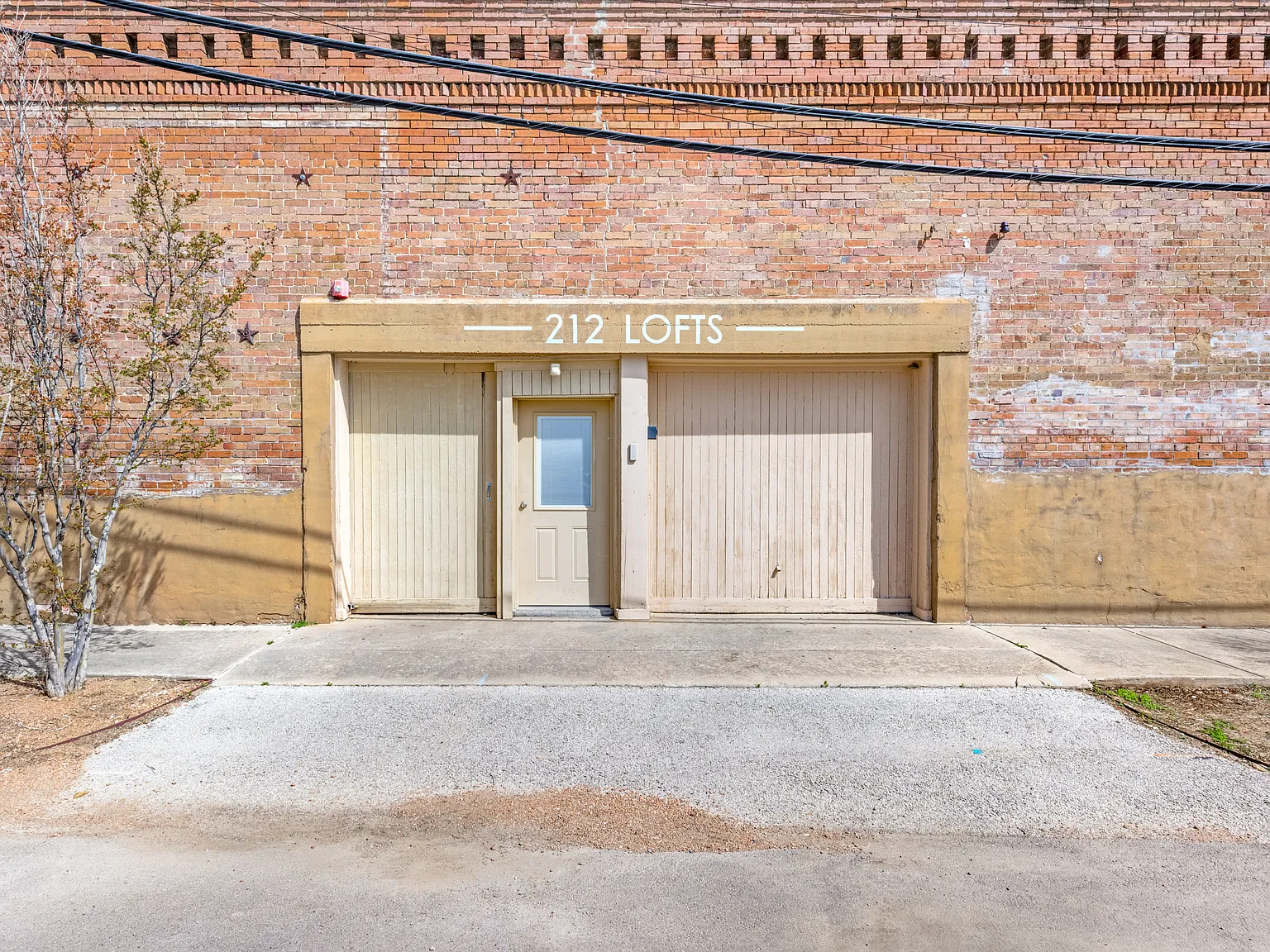 1 bed, 1000 sqft, $1,100 — Photo 2