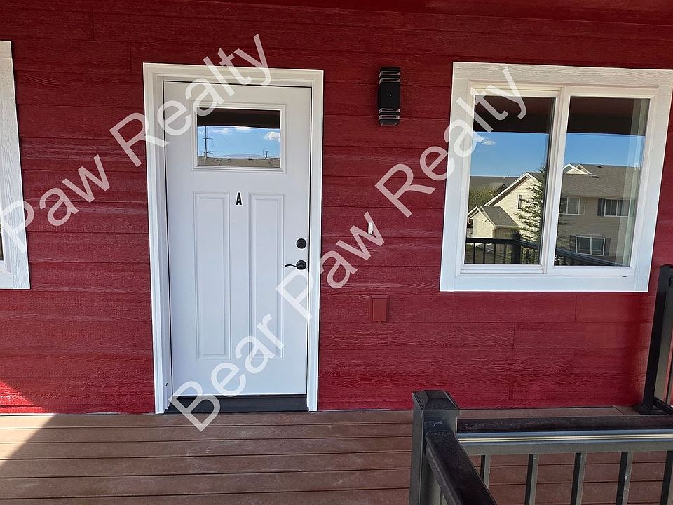 2nd image of 1018 Center Dr #A