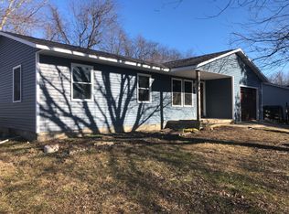 411 W Iroquois Dr, Ellettsville, IN