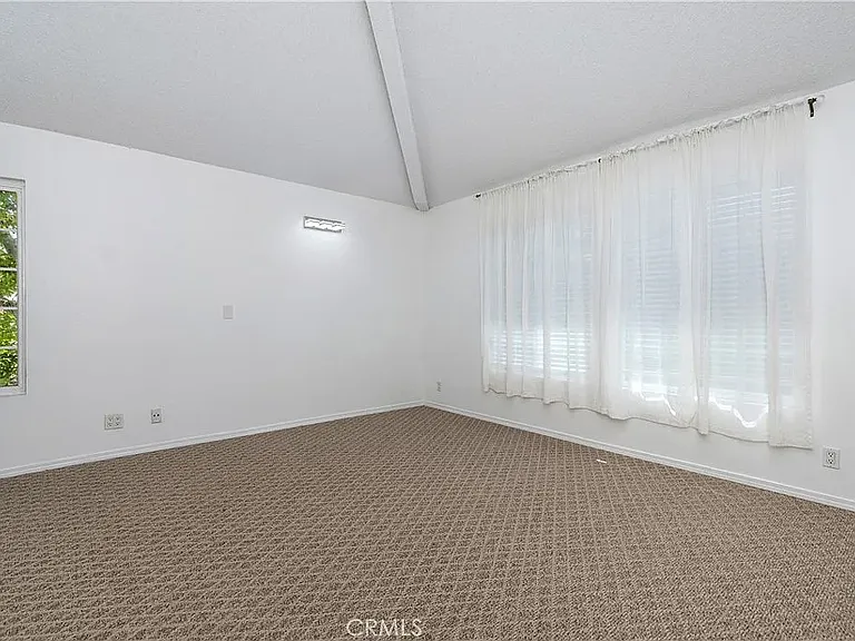 3876 Howard Ave #7 — Photo 17
