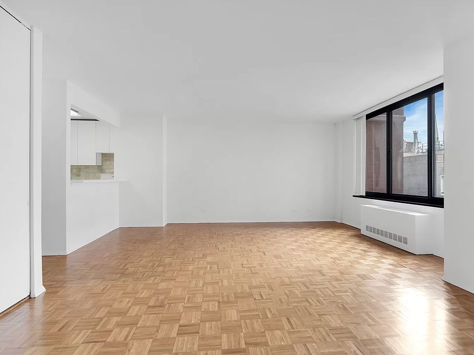 1st image of 215 W 95th St APT 11R