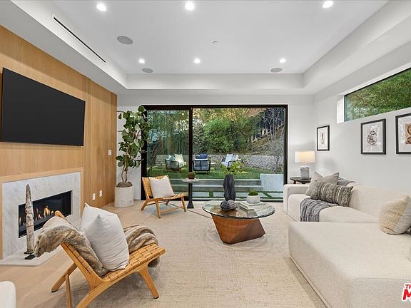 2nd image of 2016 Stanley Hills Dr