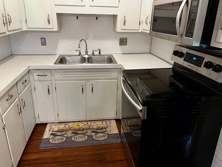 706 Pilgrim Frst — Photo 14